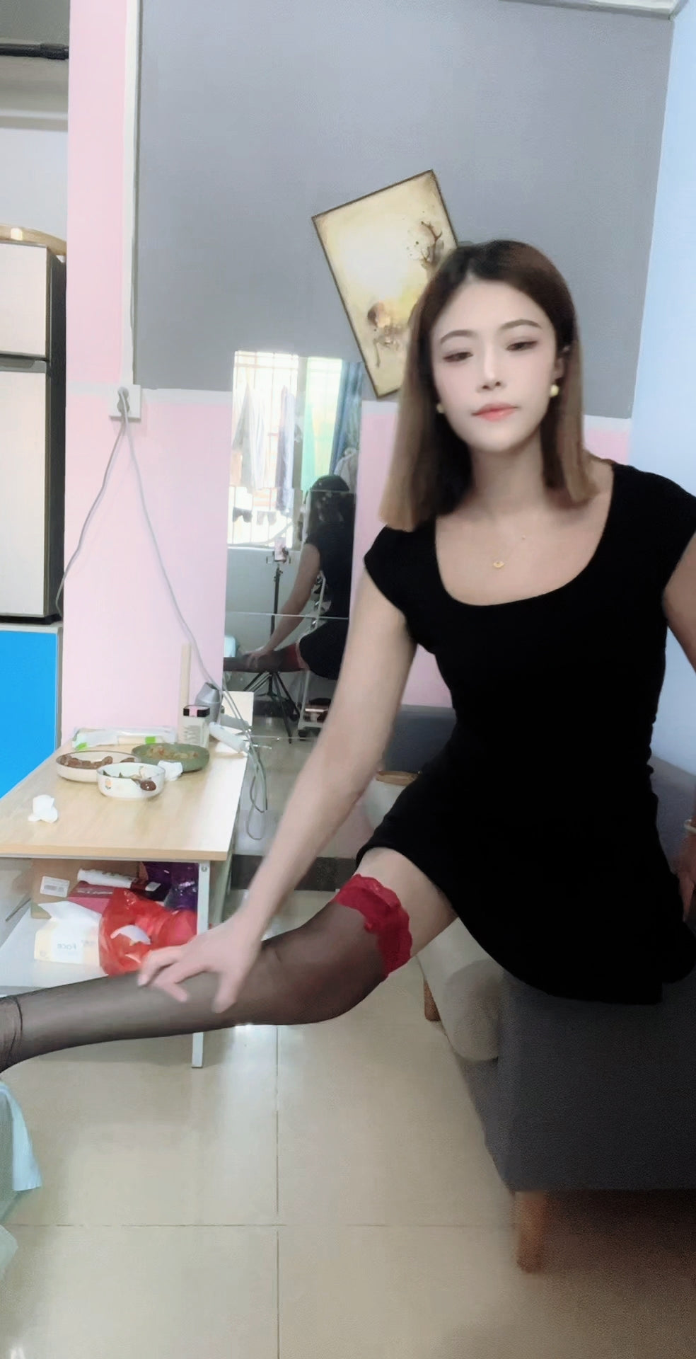 Joanna: Sak Amputee Girl - Black Skirt and Black Stocking