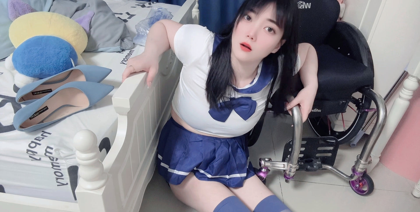 Ava: Paraplegic Girl - Blue Jk Set