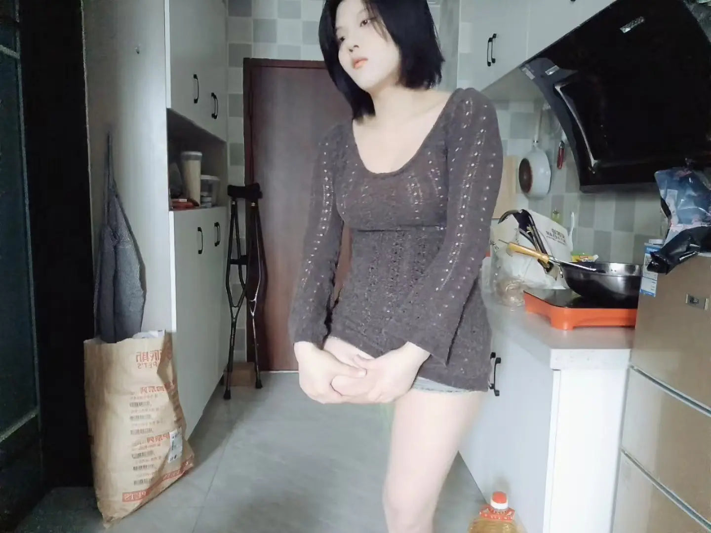 Lingo: Sak Amputee Girl - Stump show - AmputeeClub