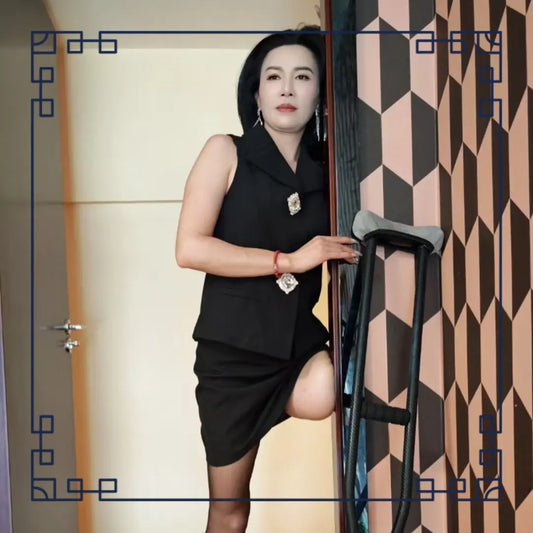 Rika: Sak Amputee girl Preparation before date AmputeeClub