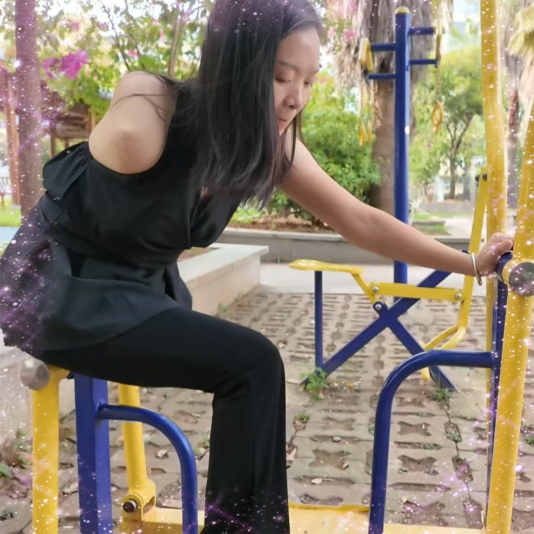 Mila: Ooe Amputee Girl Outdoor Walking Fitness