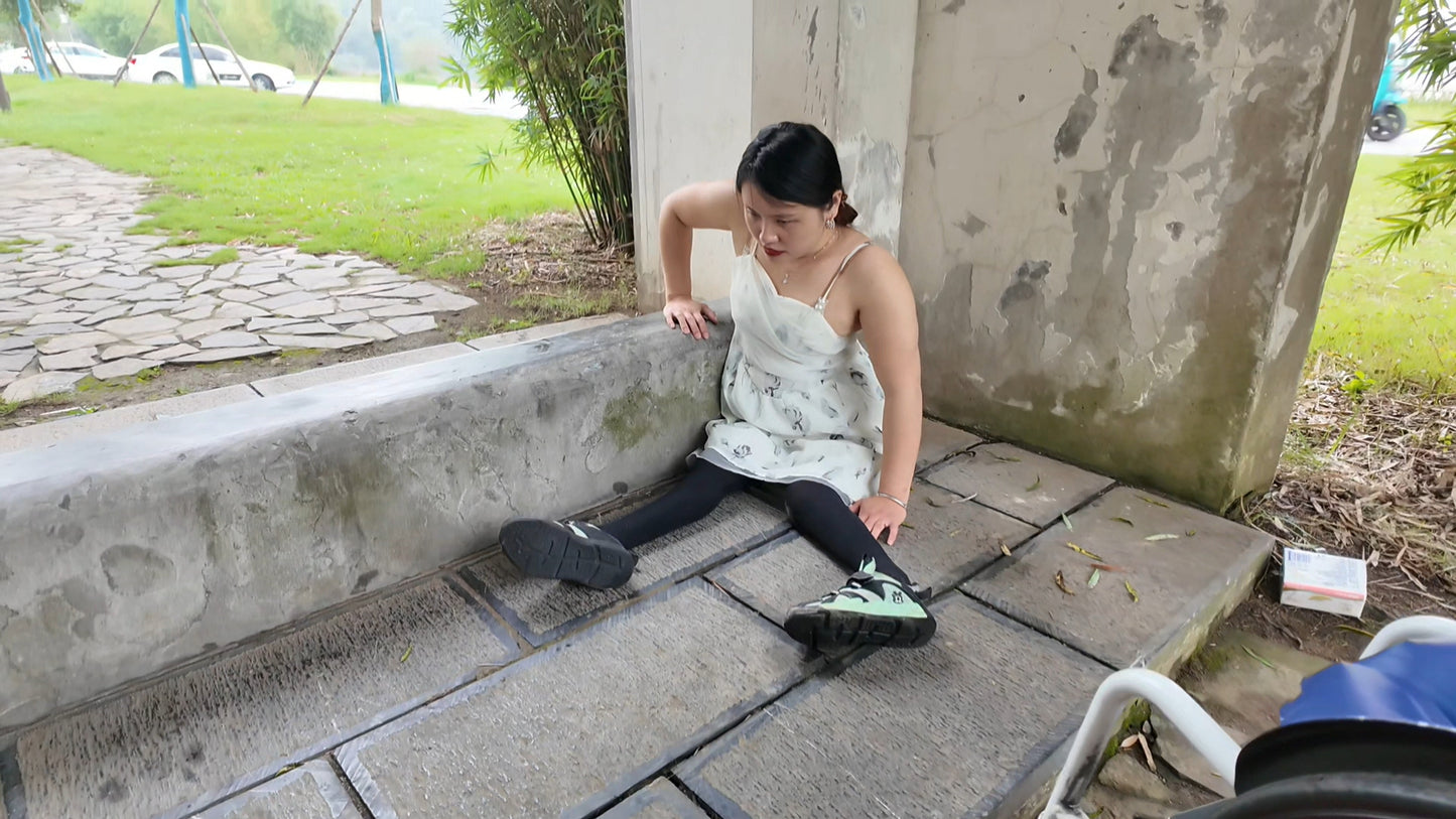 Shera: Paraplegic Girl - Yoga on the Park Lawn