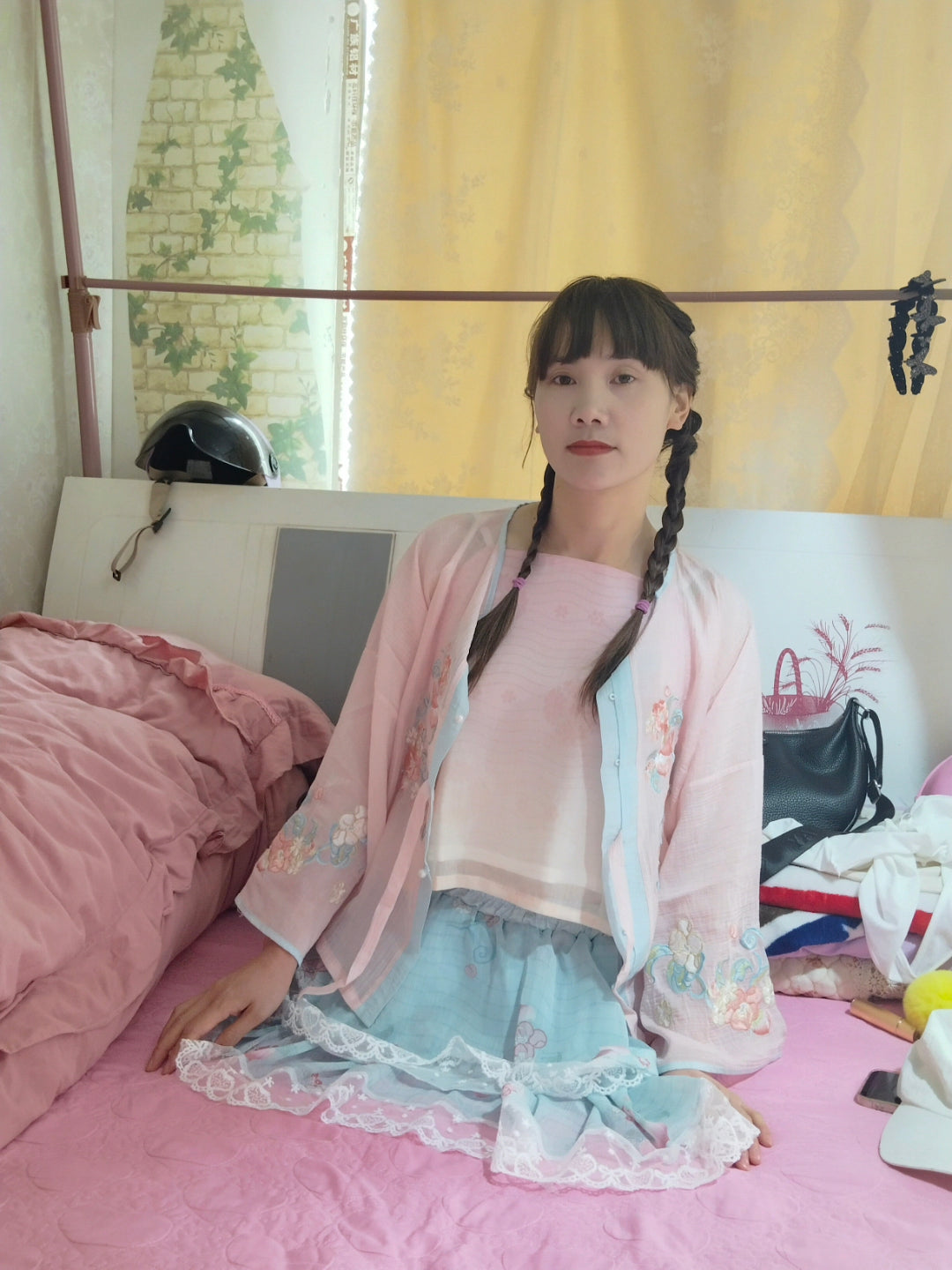 New Model, New Videos: The DAK Girl, Lvy — Life Without Legs