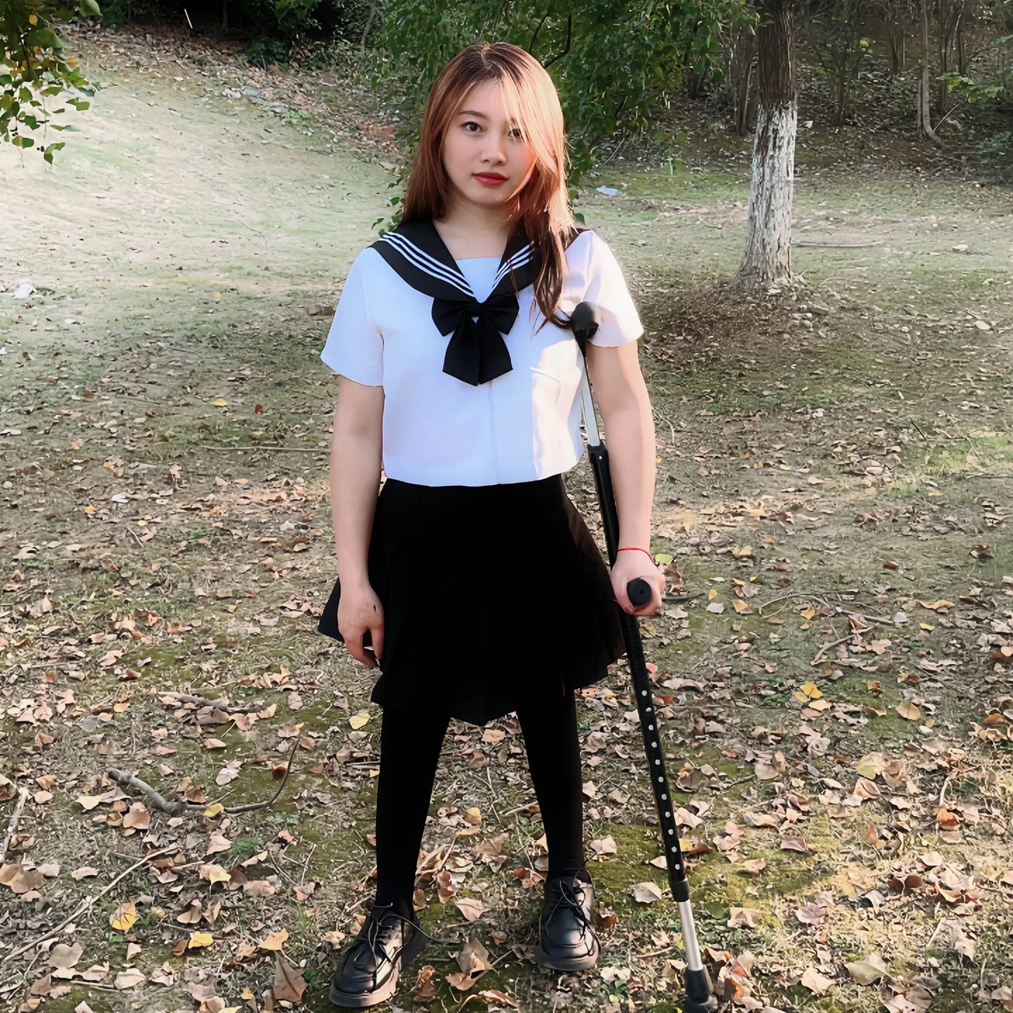Miki: Polio Girl 1Cutch - AmputeeClub