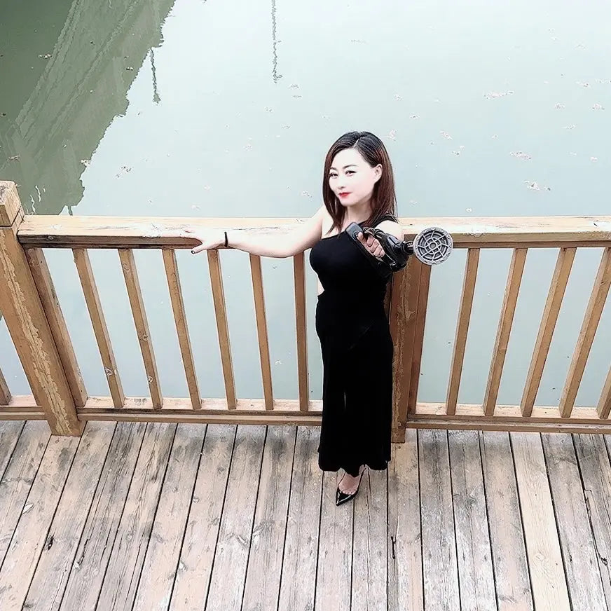 Emma: Rhd Amputee Girl - Black Dress - AmputeeClub