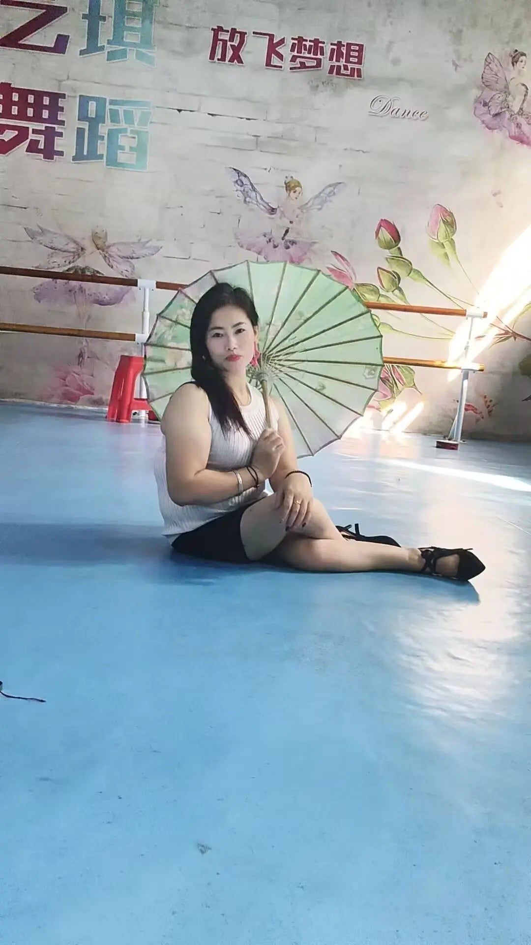 Susie: Polio Lady-Dancing Dream Attempt - AmputeeClub