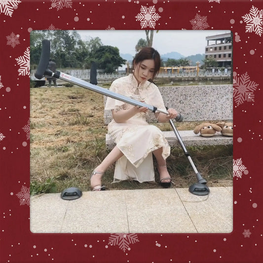 Lolicc:Who hide my crutches? AmputeeClub