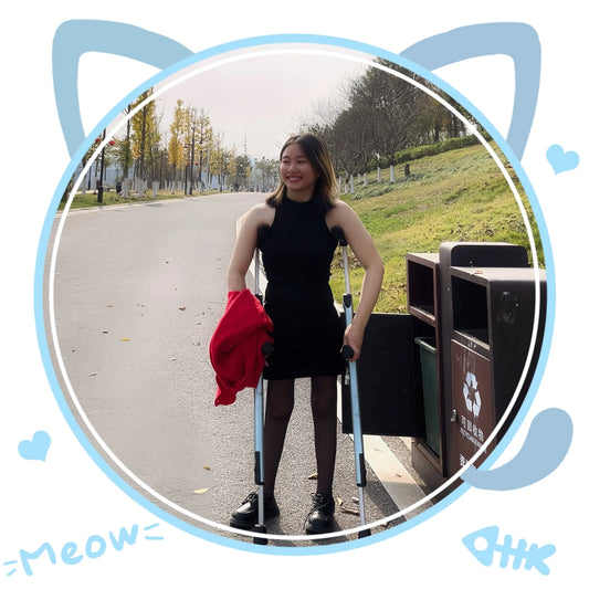 Miki:Polio Girl Walking AmputeeClub