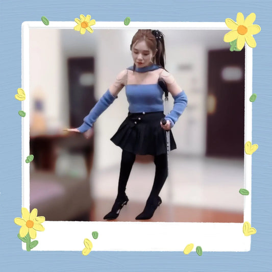 Lolicc: Polio girl practiced using 1 crutch AmputeeClub