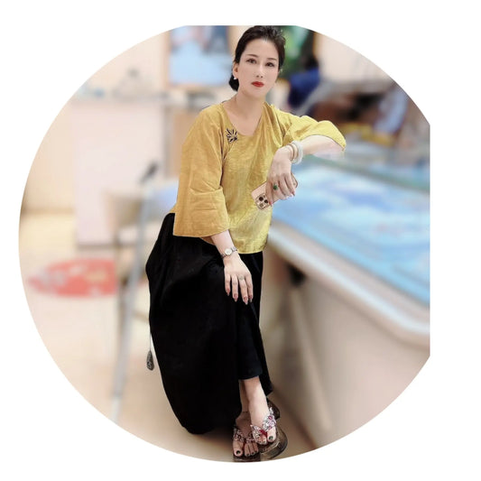 Nancy:Polio lady and her puppy AmputeeClub