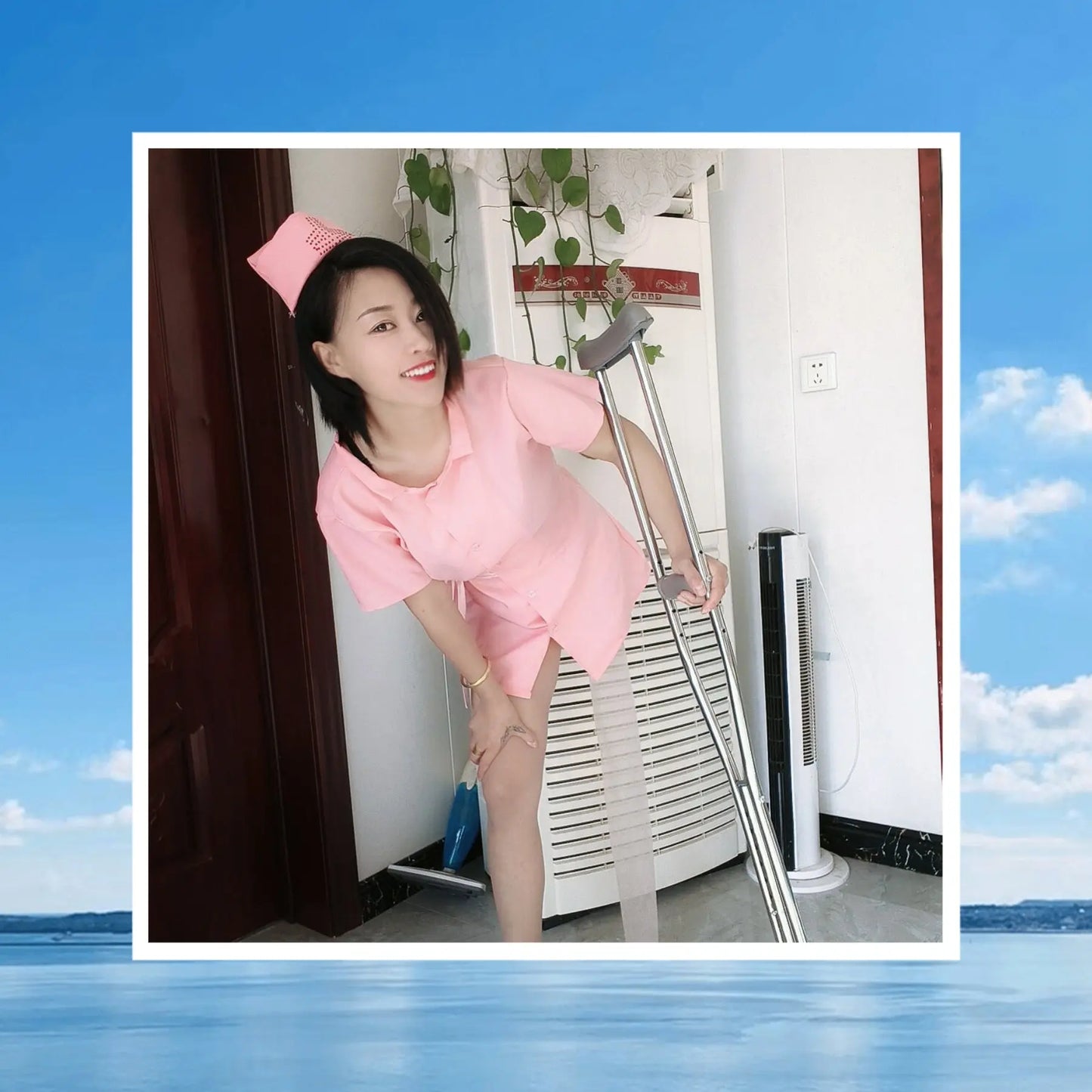 Emma: Shd lady is wearing a nurse uniform AmputeeClub