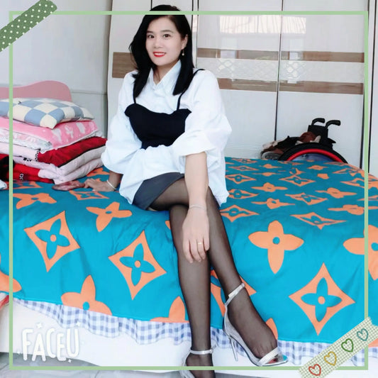 Carrie:Polio girl playing with her two feet. AmputeeClub