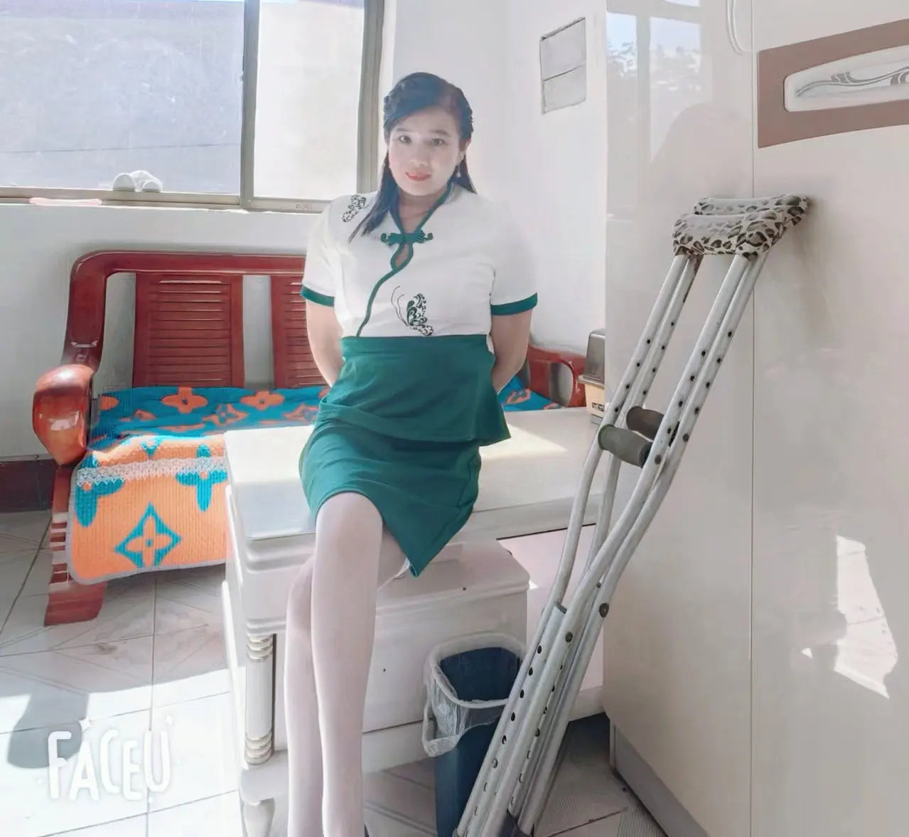 Carrie: Polio lady playing with her slender legs AmputeeClub