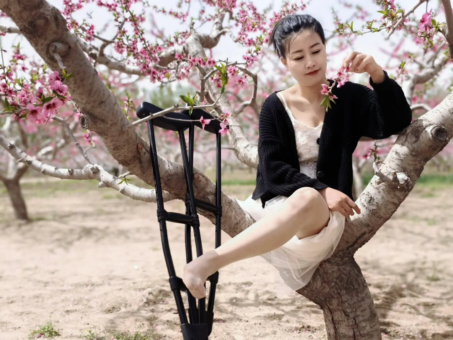 Emma: Shd lady in the peach blossom blooming forest AmputeeClub