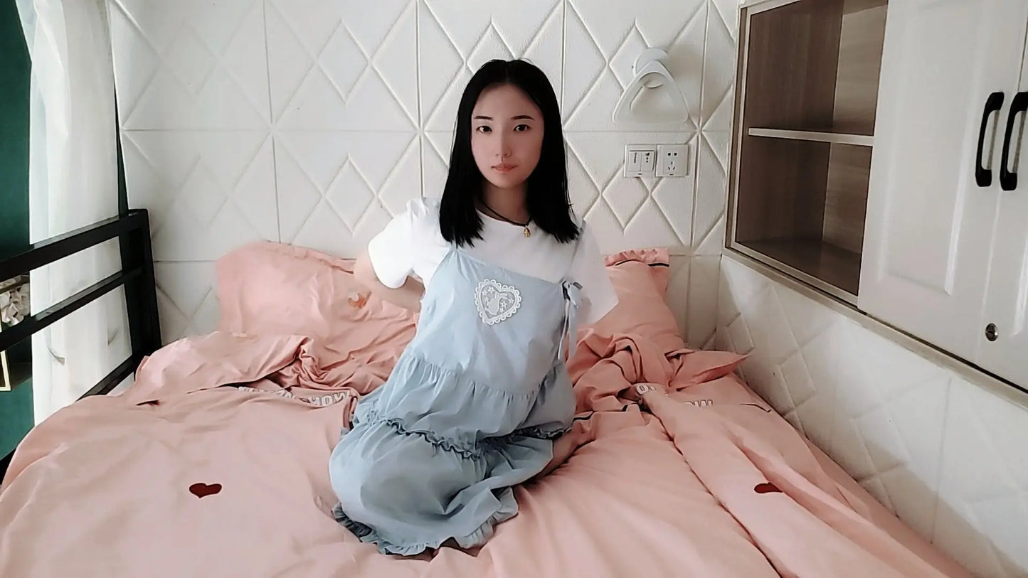 Beibei: Ooe Amputee Girl, wake up in the morning AmputeeClub
