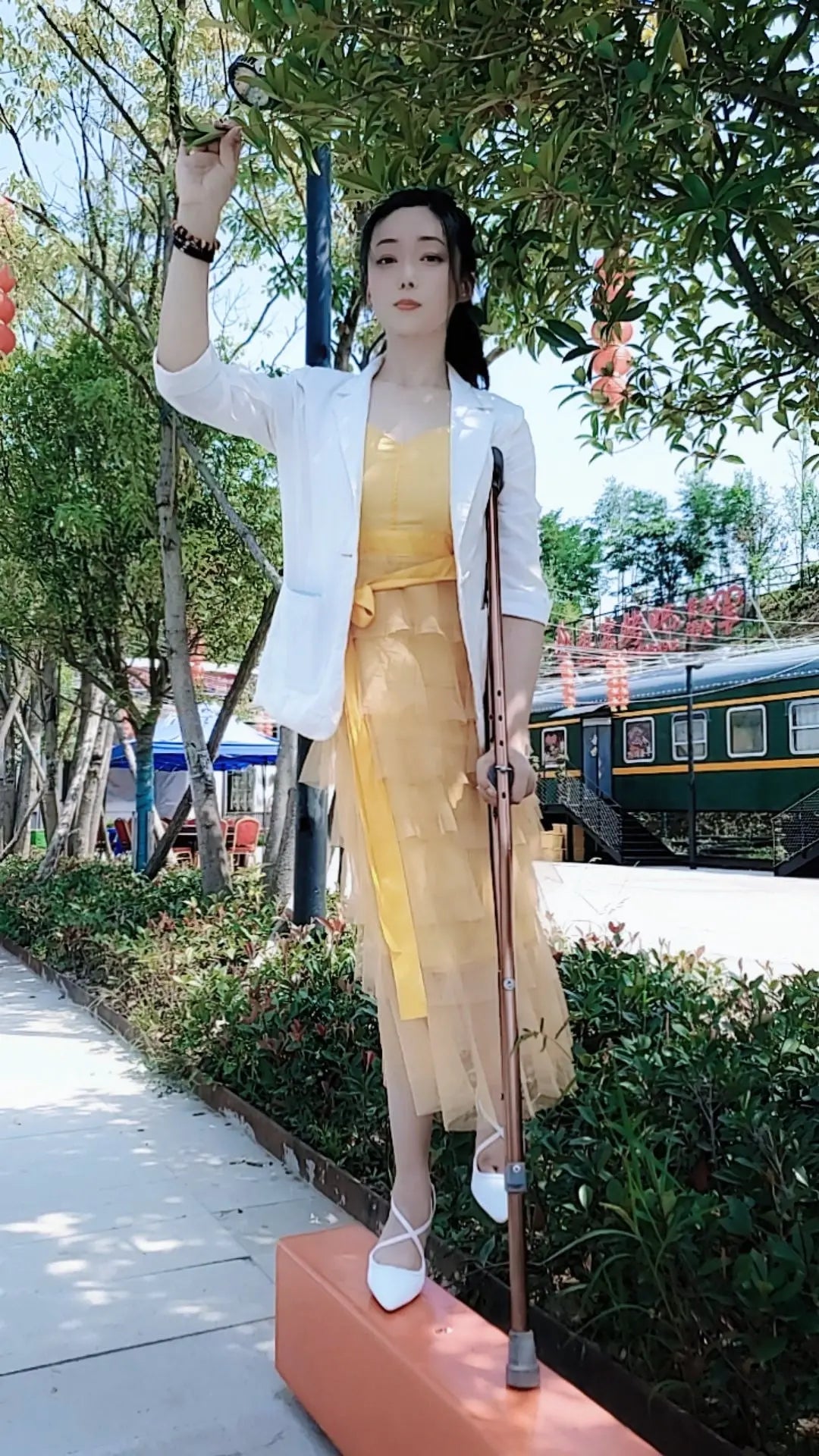 Anmi: Polio Girl strolls through the forest park AmputeeClub