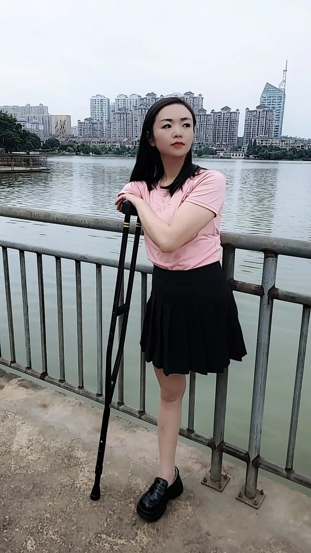 Mila: Ooe Amputee Girl takes a walk by the river AmputeeClub