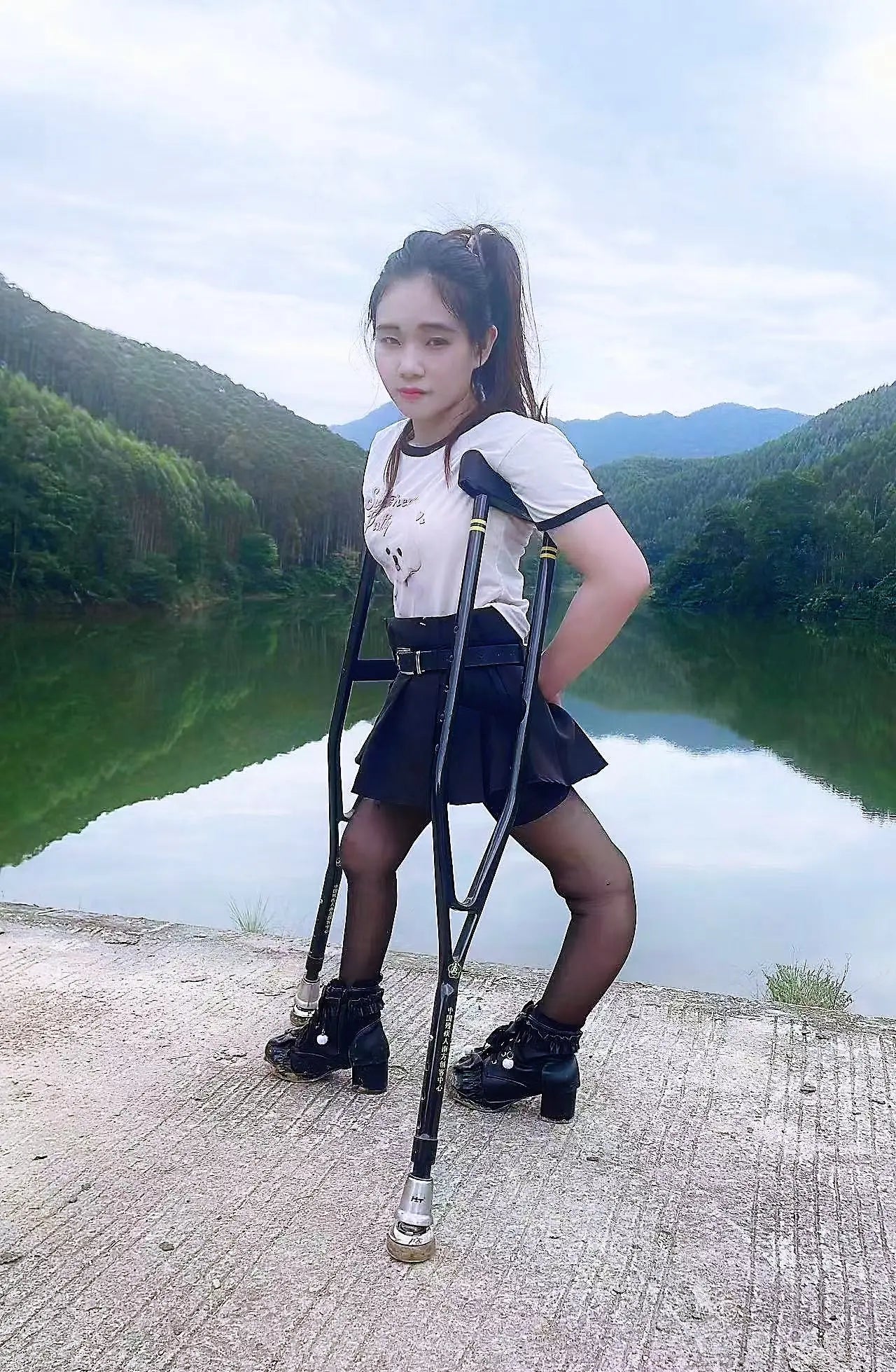 Lolicc: Polio Girl returns to her hometown AmputeeClub