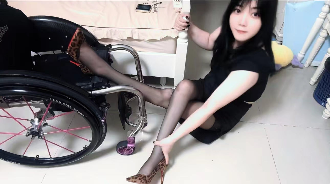 Ava: Paraplegic Girl on the Floor