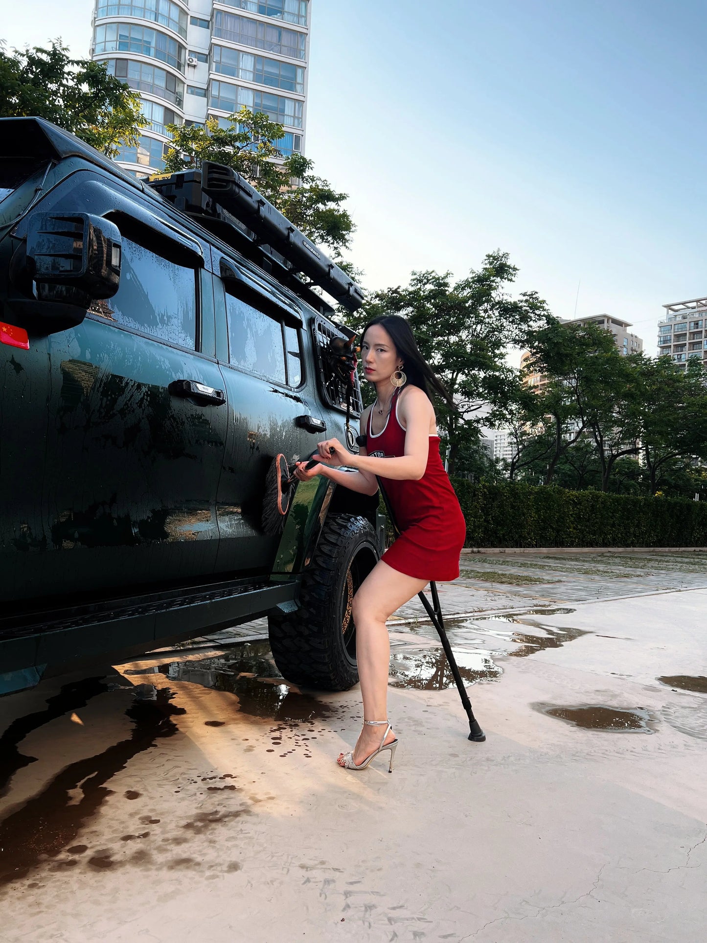 New model New video: "Vivian:Rak Amputee Girl" AmputeeClub