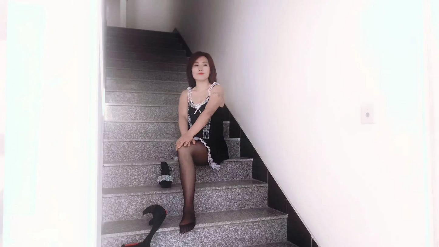Emma: RHD Amputee Girl Black Stockings AmputeeClub