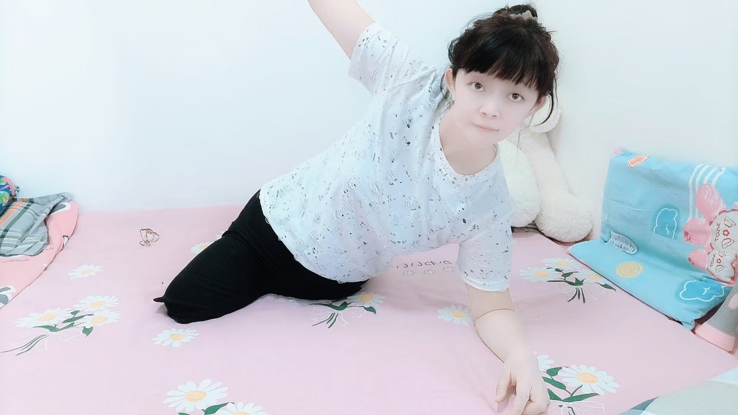 Sugar: Dak(Ak+Hd) Amputee Girl gets up