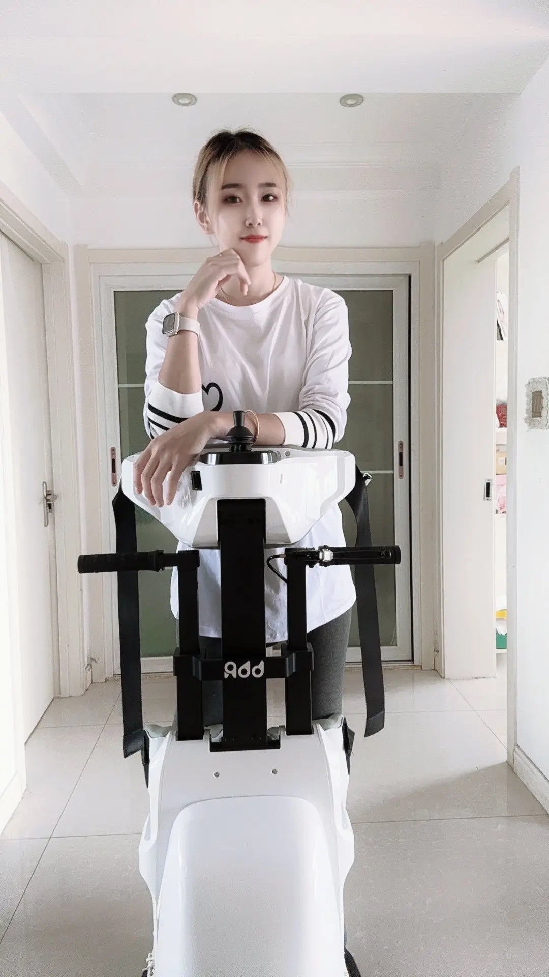 New model New video: "Zoe: Paraplegic Girl" AmputeeClub