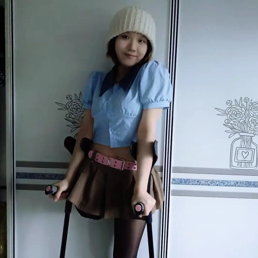 Lingo: Sak Amputee Girl - Afternoon Time AmputeeClub