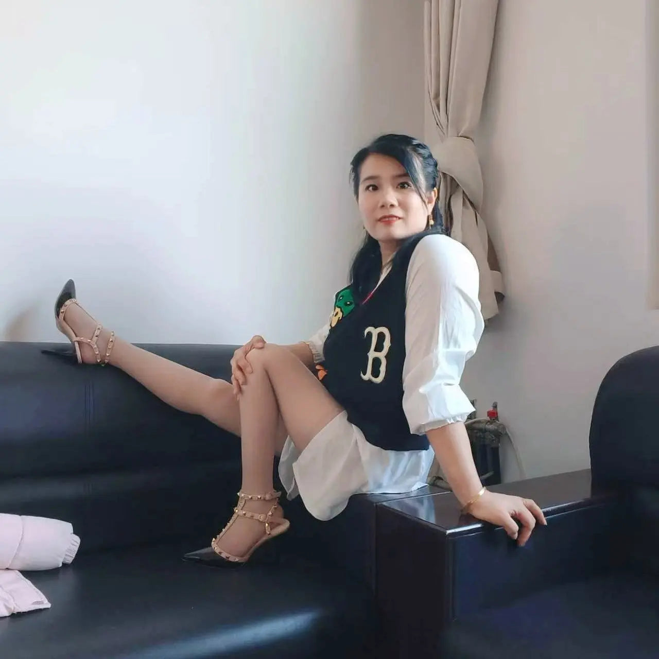disable girl Carrie's product collection (10 videos) AmputeeClub