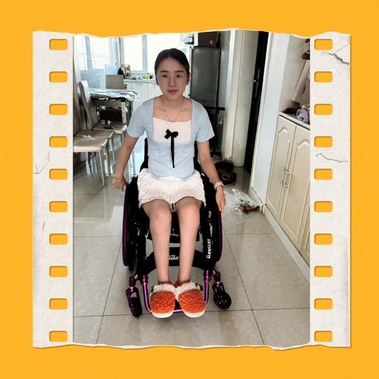 Zoe: Paraplegic Girl - Crawling to find her phone AmputeeClub