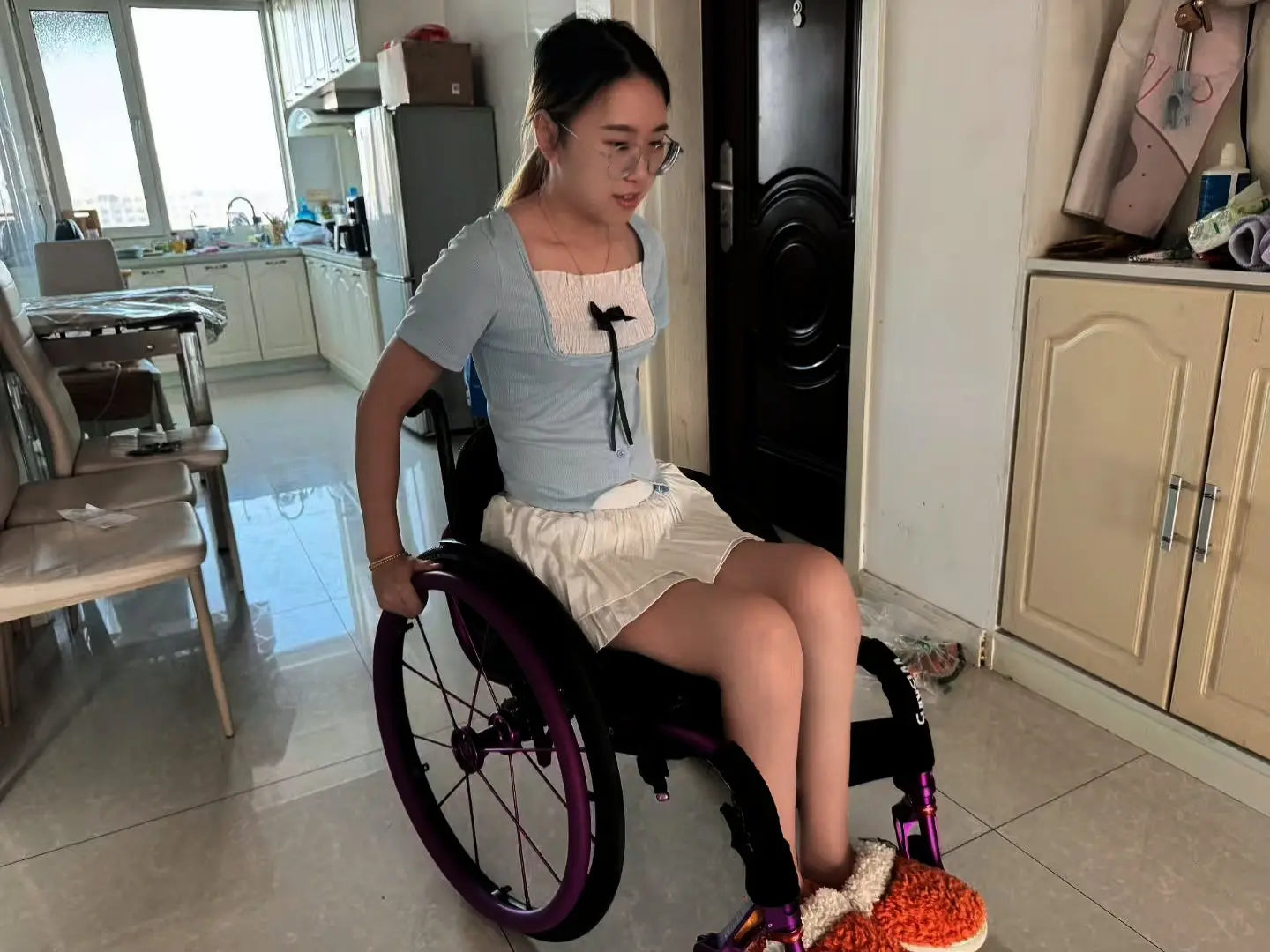 Zoe: Paraplegic Girl - Crawling to find her phone AmputeeClub