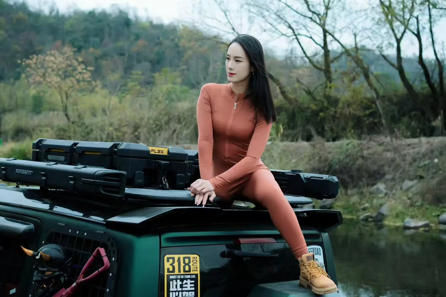 Vivian: Rak Amputee girl - Off road girl AmputeeClub