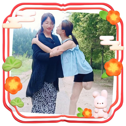 Lanzi and Ayla: 2 Amputee Girls - Picnic in the Woods AmputeeClub