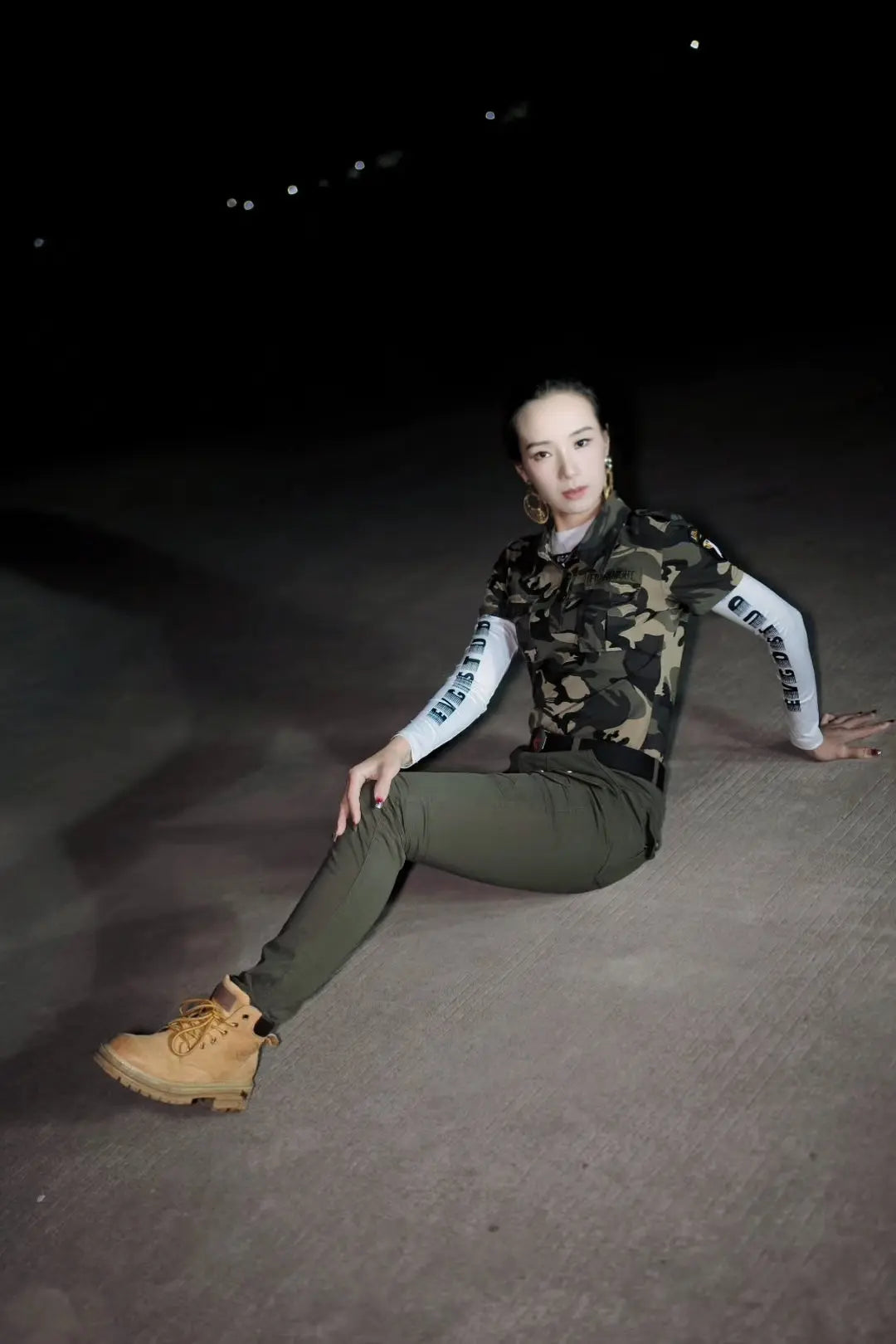 Vivian: Rak Amputee girl - Camping and picnicking AmputeeClub