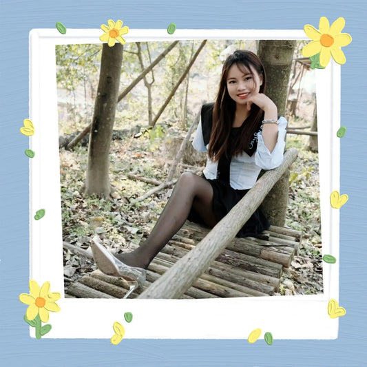 Abby: Ooe Amputee Girl - In the Desolate Woods of Winter AmputeeClub