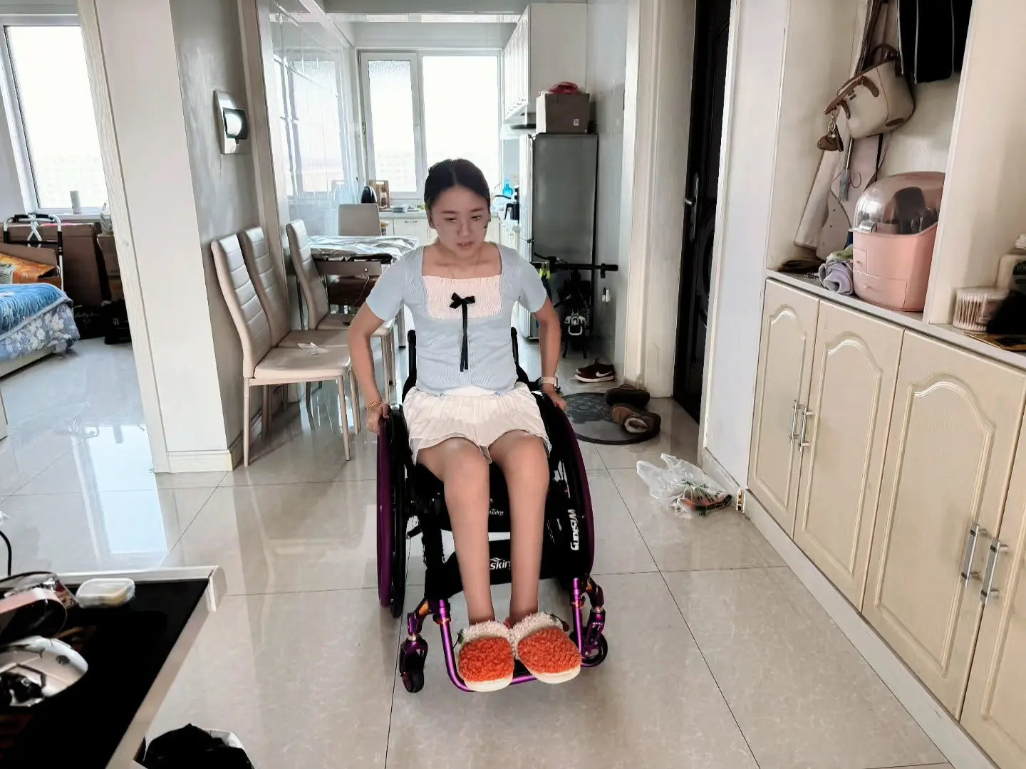 Zoe: Paraplegic Girl - Action Exercise AmputeeClub