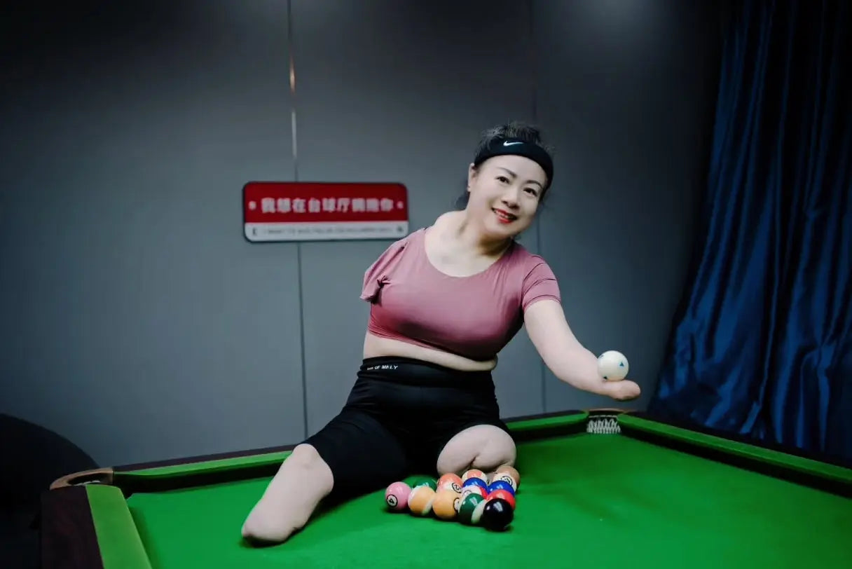 Carol: Quad Amputee Lady - Still Can Do It AmputeeClub