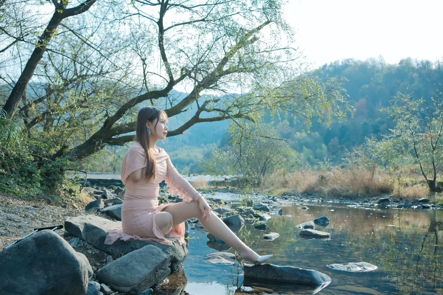 Abby: Ooe Amputee Girl - A girl wearing a pink long dress AmputeeClub