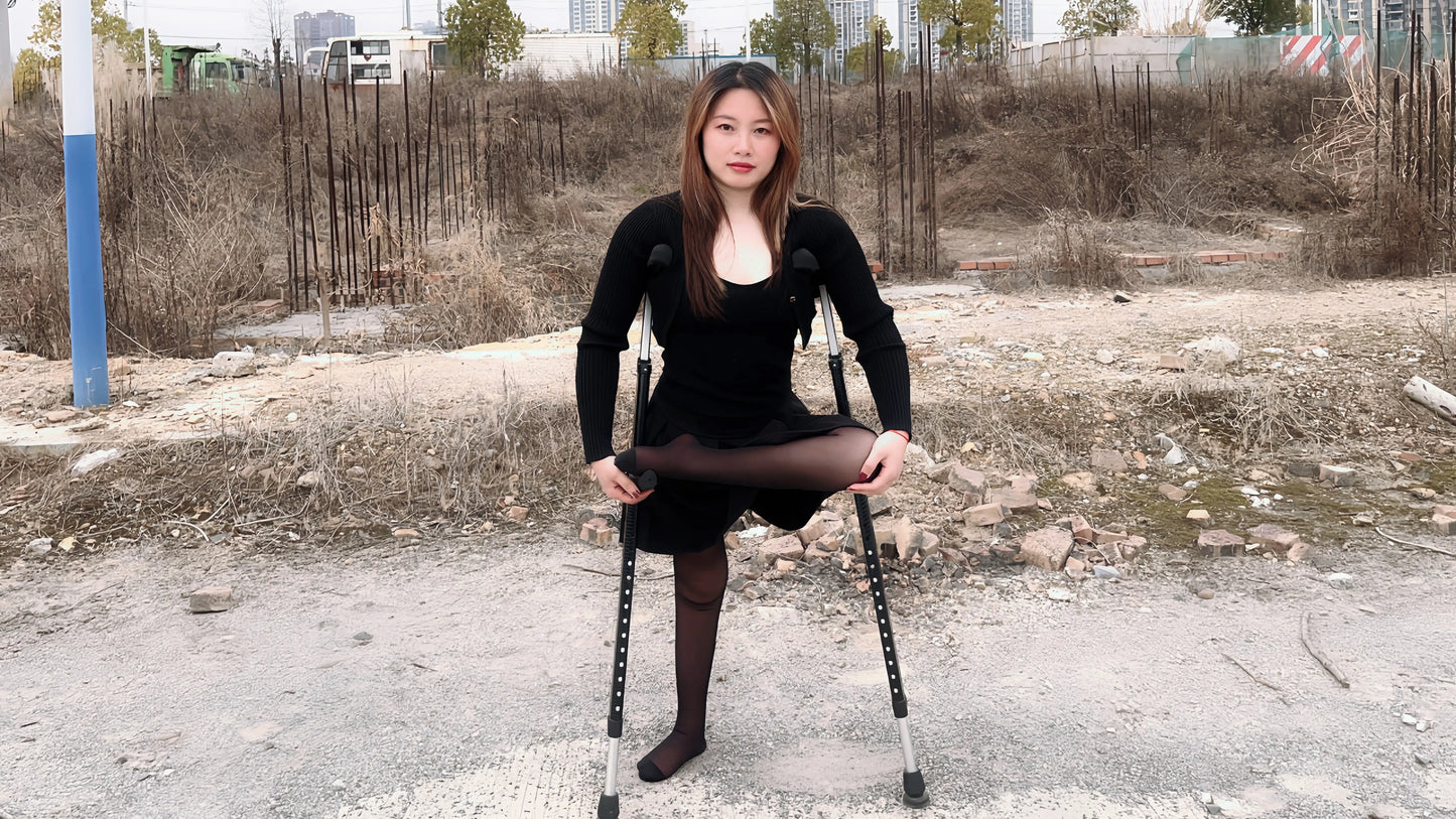 Miki: Polio Girl - Barefoot Walking AmputeeClub