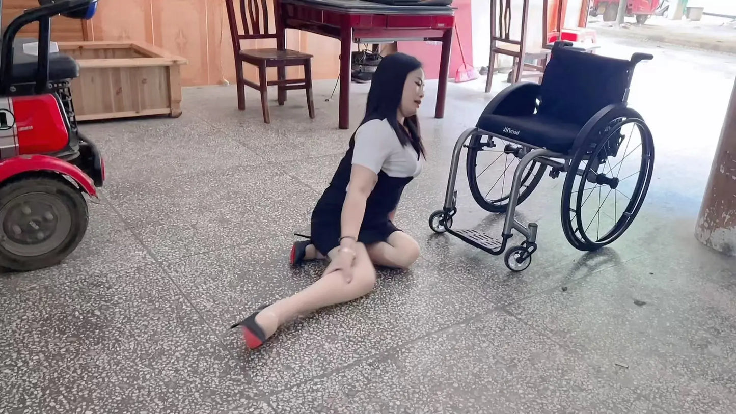 Susie: Polio Lady - The Woman in the Mahjong Room AmputeeClub