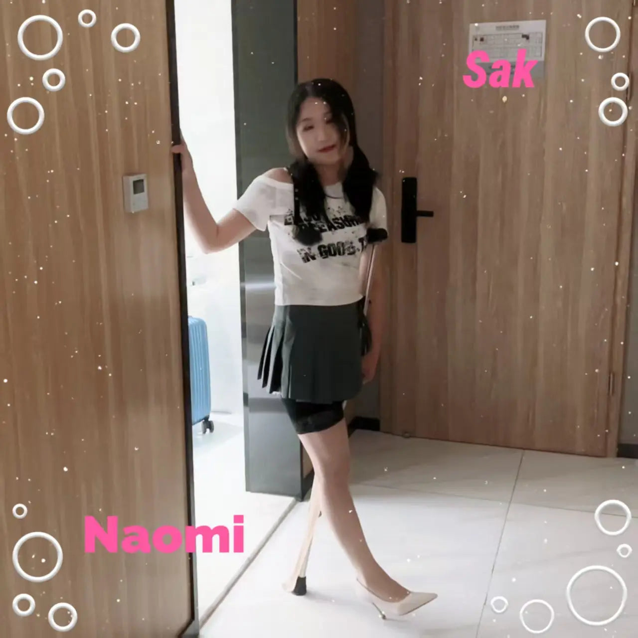 New model New video: "Naomi:Sak Amputee Girl" AmputeeClub