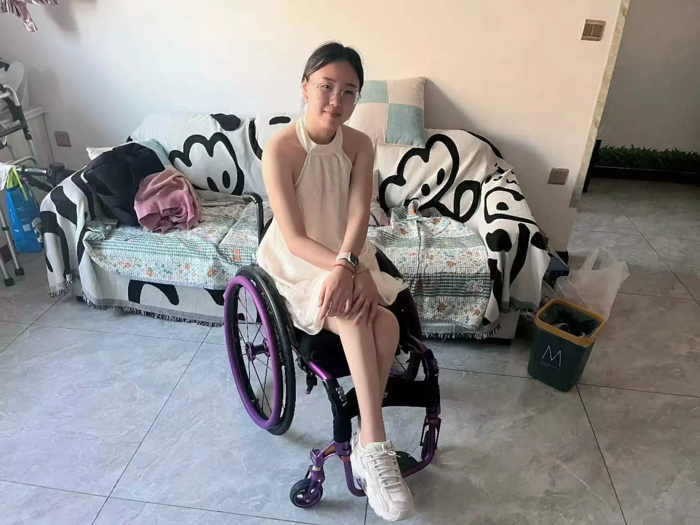 Zoe: Paraplegic Girl -3 life clips AmputeeClub