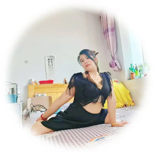 Carrie: Polio Lady - What would happen if she lost her crutches - AmputeeClub