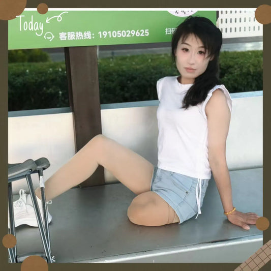 Ayla: Sak Amputee Girl - Home Daily - AmputeeClub