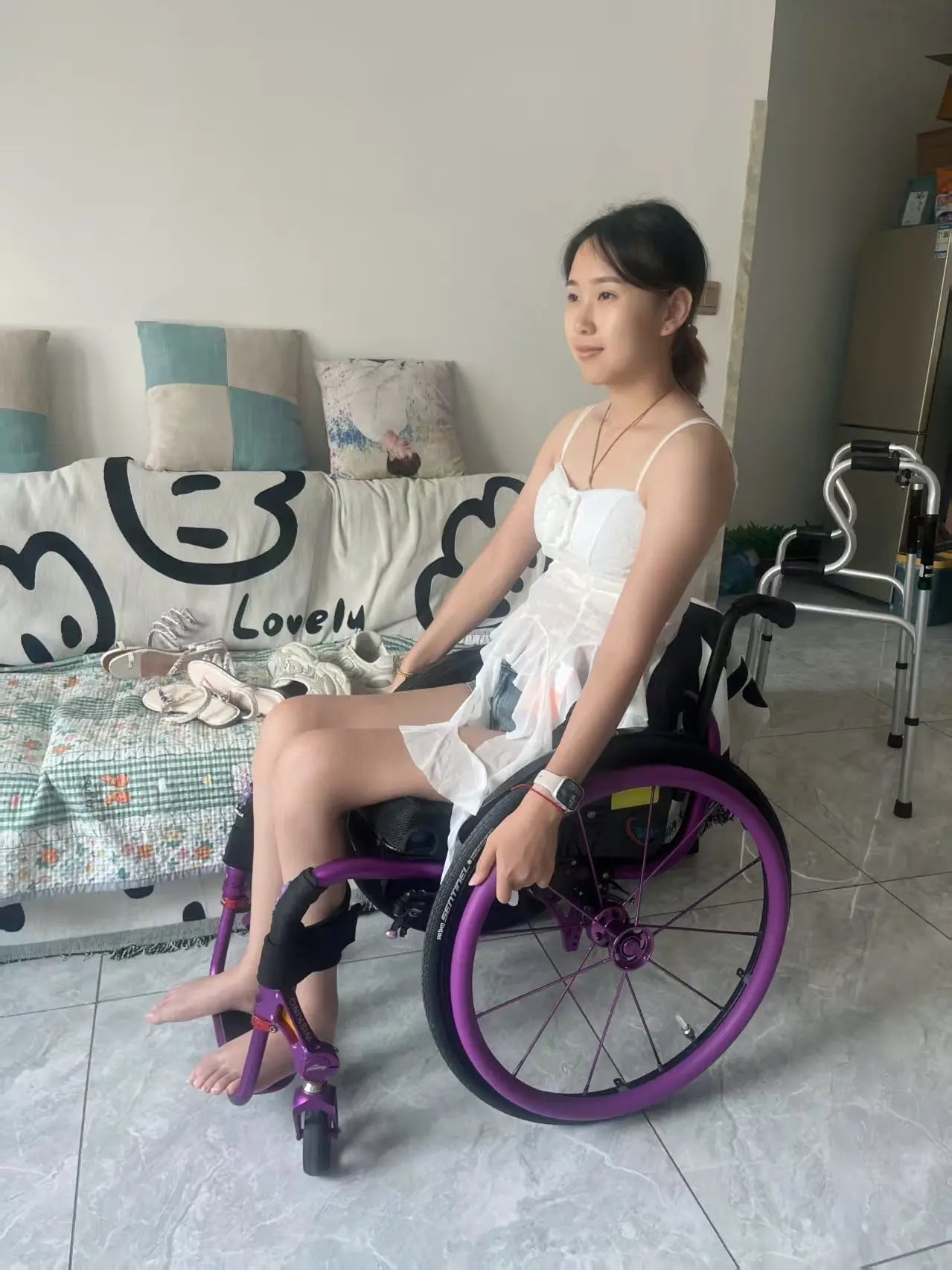 Zoe: Paraplegic Girl - rhinestone sandals and black stockings - AmputeeClub
