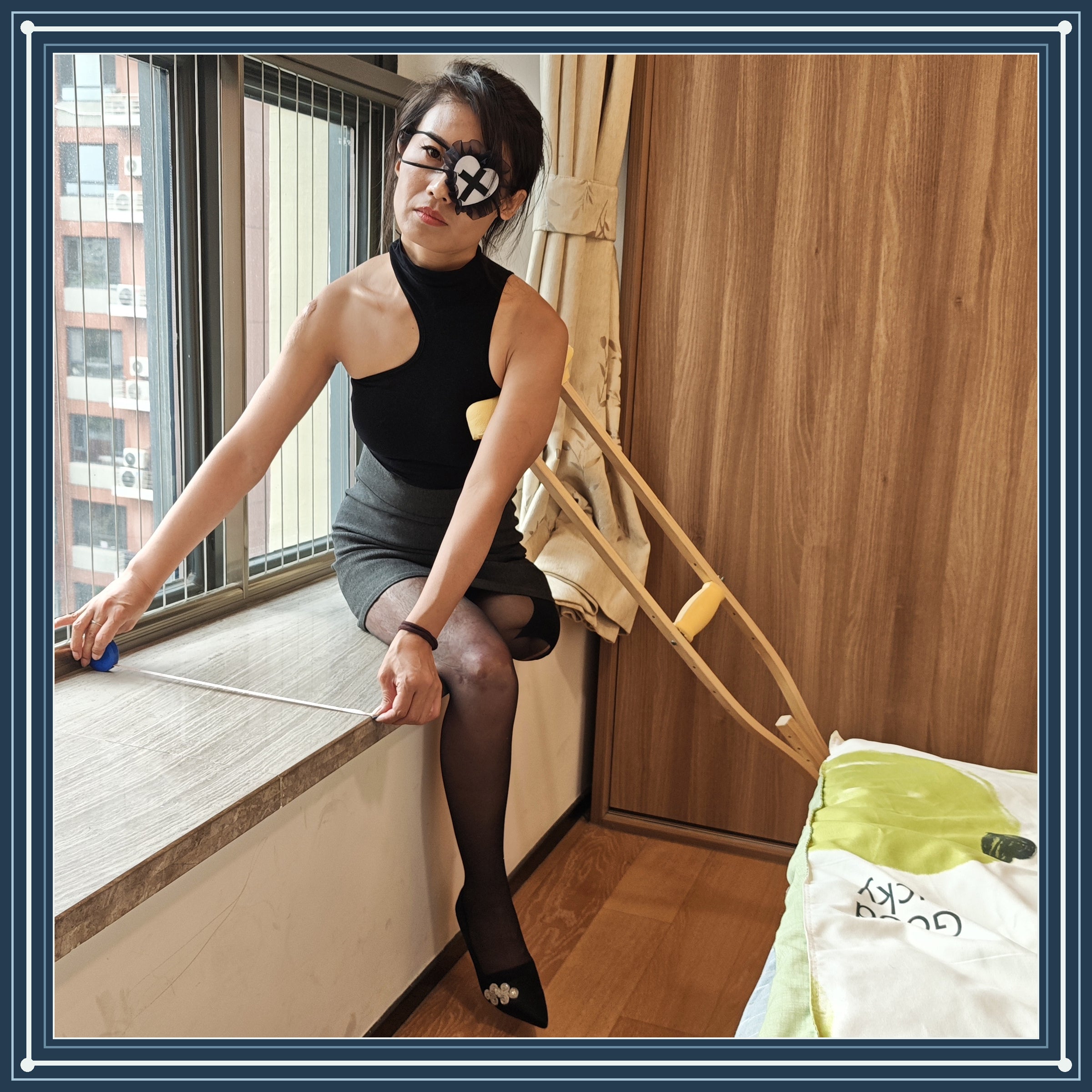 Ayla: AKA Amputee Girl - Measuring a Home on Crutches