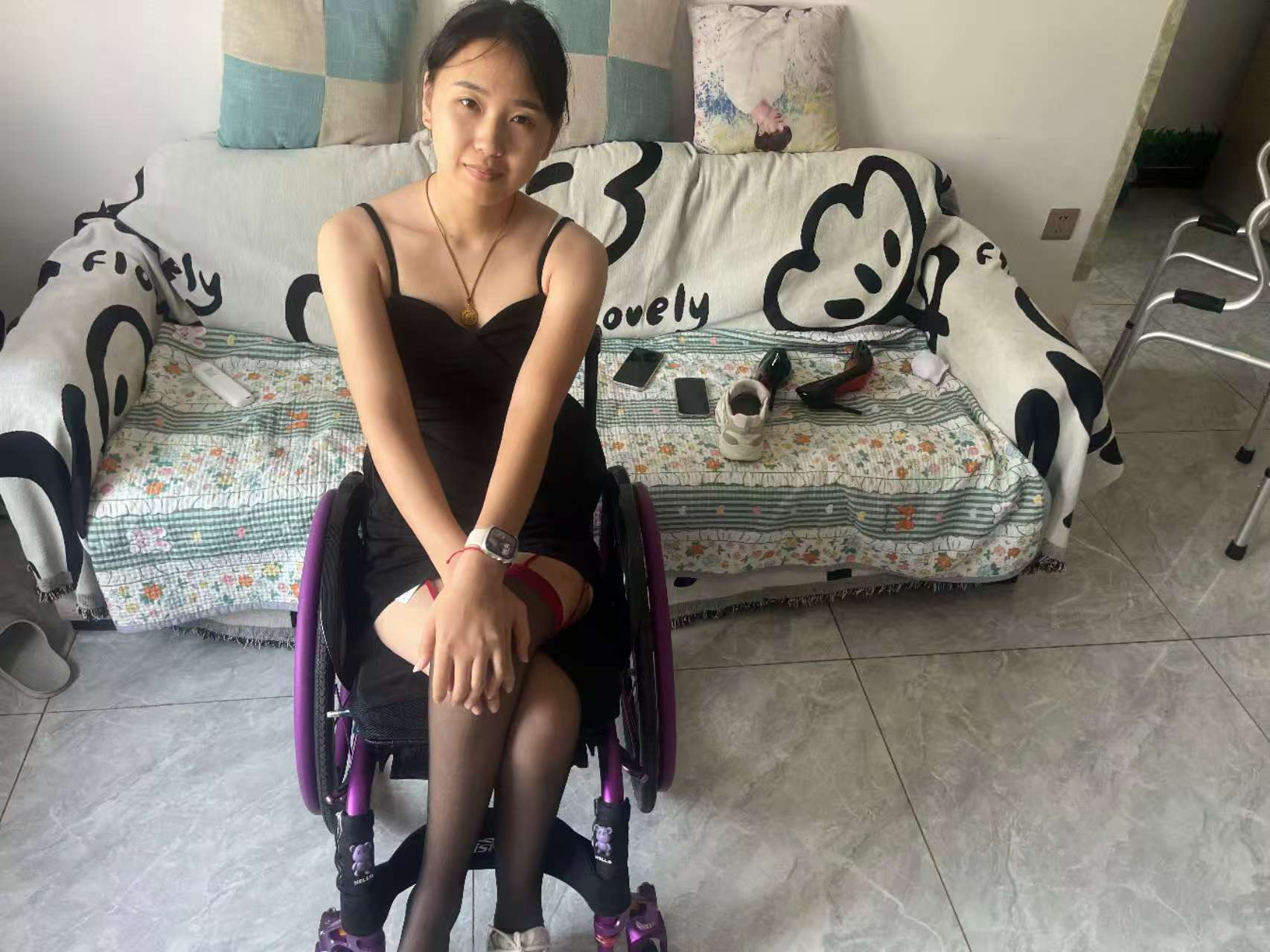 Zoe: Paraplegic Girl - Rehabilitation training - AmputeeClub