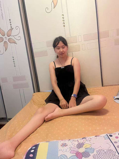 Zoe: Paraplegic Girl - Rehabilitation training - AmputeeClub