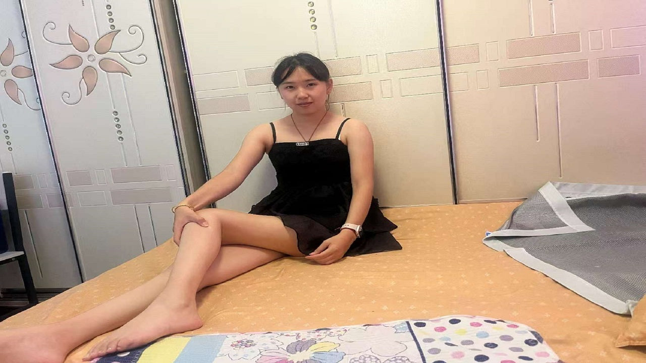 Zoe: Paraplegic Girl - Rehabilitation training - AmputeeClub