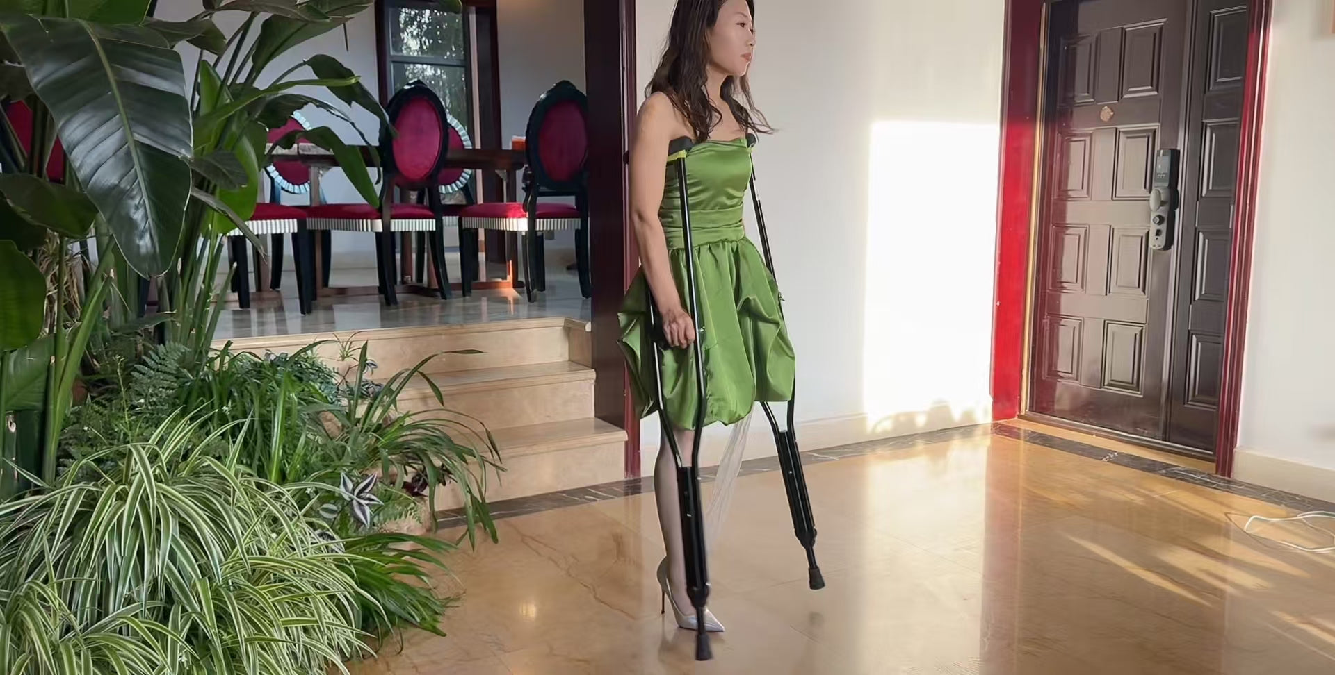 Ayla: Sak Amputee Girl - Replacement of new prosthetic limbs - AmputeeClub
